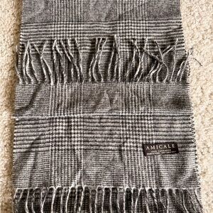 Amicale Cashmere Black and White Checkered Scarf